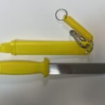 CUCHILLO SBQ GREEN RIVER AMARILLO CON FUNDA EXT+ MSQT