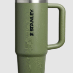 Stanley Quencher Protour Tumbler / 887 ml / 30 Oz / Dried Pine VRT