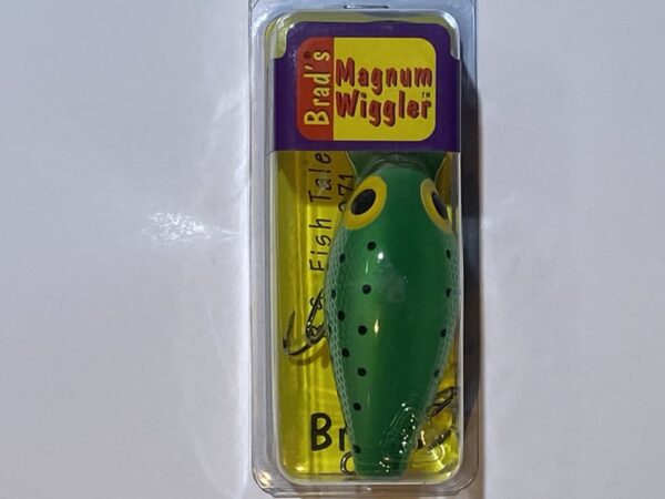 SEÑUELO POCHA 008 VERDE PUNTOS NEGRO BRADS MAGNUM WIGGLER