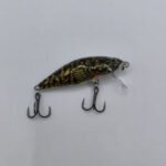 SEÑUELO BULLHEA/  4,5 CM -5 GR /  SI  BUL / SALMO