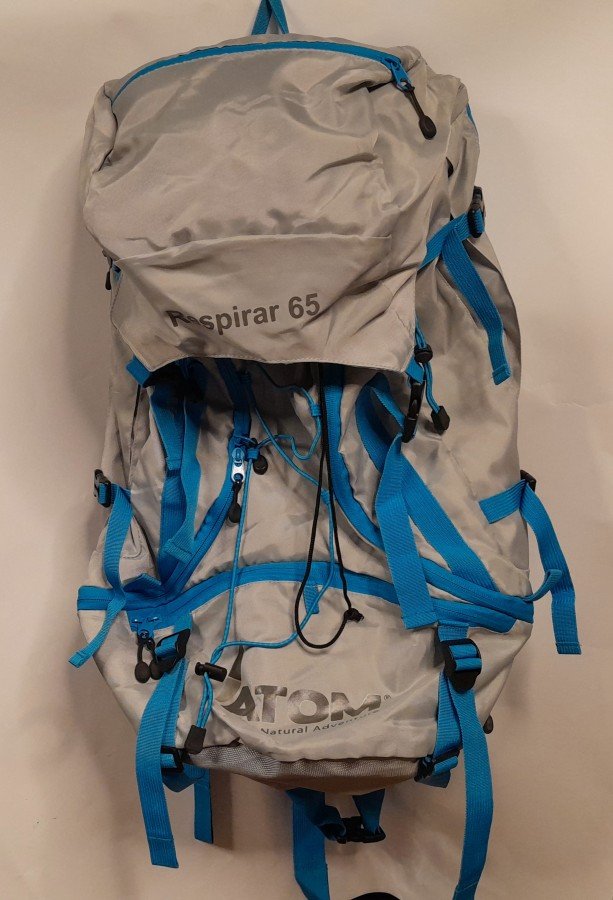 20250326_152330.jpg MOCHILA / ATOM 65 LT - Imagen 1