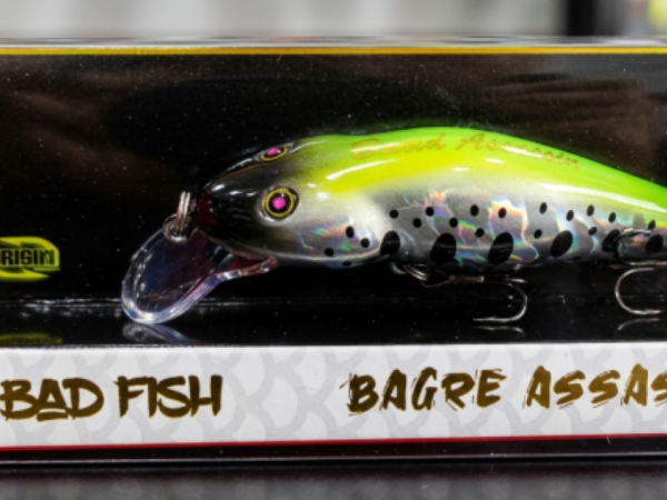 SEÑUELO BAGRE ASSASSIN 5,9 GR 60MM COLOR LIMON ARCOIRIS BAD FISH